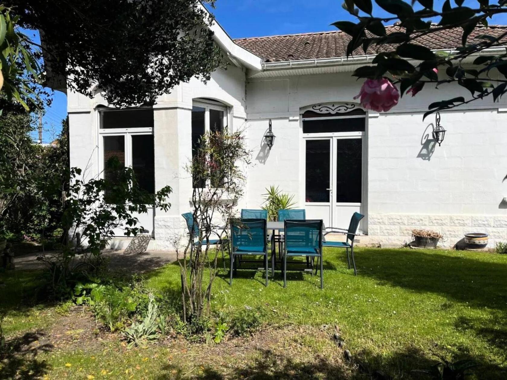 401-arcachon - Maison Familiale De Charme Avec Jardin, A Deux Pas De La De Joigny Mae-8871 *